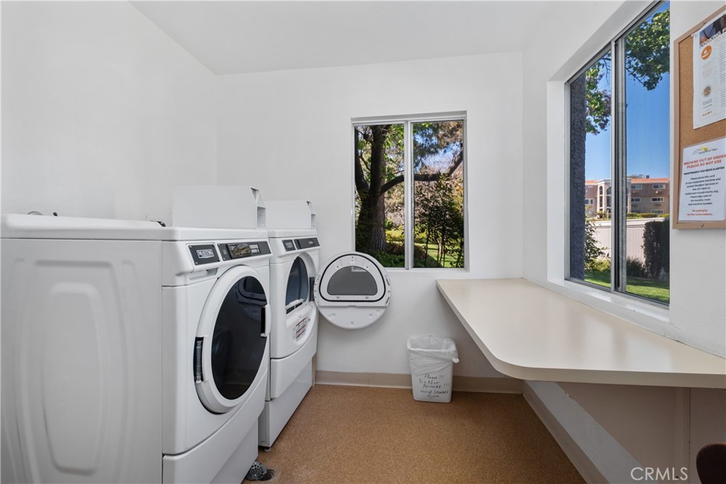 1d918766 4f1e 4d22 Bb53 5db5ddac7ebf