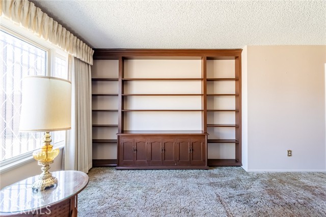 Detail Gallery Image 9 of 38 For 16646 Athol St, Fontana,  CA 92335 - 3 Beds | 2 Baths