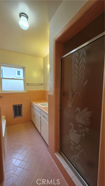 4718 Burnet Avenue, Sherman Oaks CA: https://media.crmls.org/medias/1d919d47-6b4d-4a6e-9b7a-0549620f009d.jpg