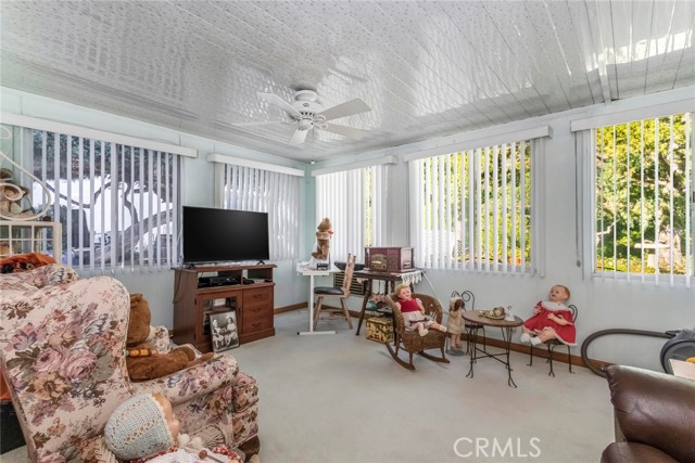 Detail Gallery Image 18 of 37 For 26856 Oak Branch Cir, Newhall,  CA 91321 - 2 Beds | 2 Baths