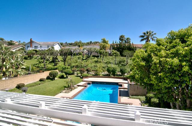 6754 E Leafwood Drive, Anaheim Hills CA: https://media.crmls.org/medias/1d937865-ad3f-492c-9eab-78b4fae12f31.jpg