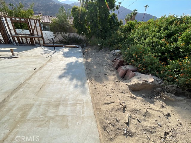 Detail Gallery Image 6 of 8 For 442 E Avenida Palmera, Palm Springs,  CA 92264 - – Beds | – Baths