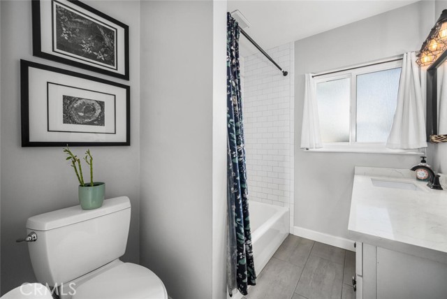 Detail Gallery Image 22 of 59 For 6110 E Walton St, Long Beach,  CA 90815 - 3 Beds | 2 Baths