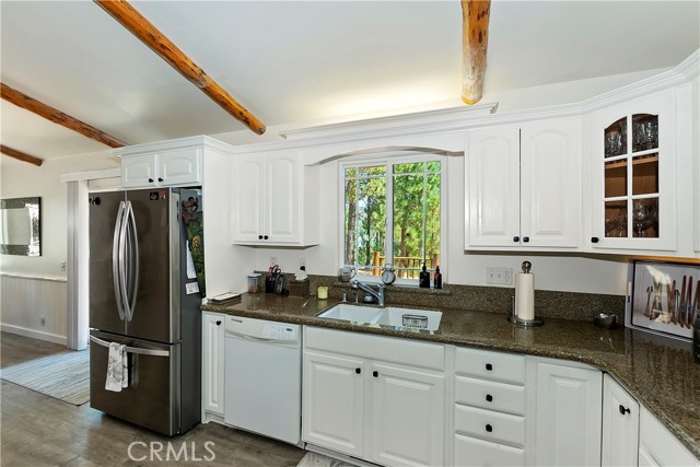 Detail Gallery Image 19 of 38 For 42057 Sky View Ridge, Big Bear Lake,  CA 92315 - 3 Beds | 2 Baths