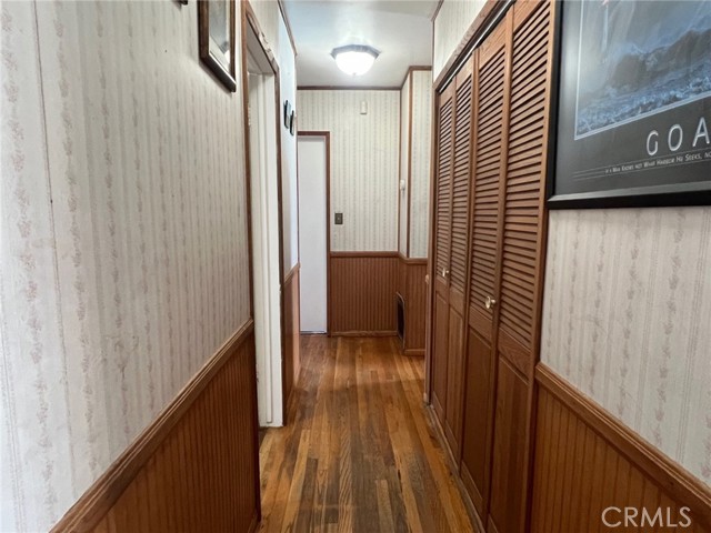 Detail Gallery Image 4 of 19 For 2524 W 115th St, Hawthorne,  CA 90250 - 4 Beds | 2 Baths
