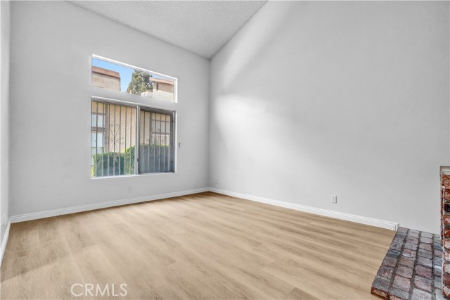 3853 Kenmore Avenue, Baldwin Park CA: https://media.crmls.org/medias/1d9581f1-0b4f-4d11-a2cf-318baa03679d.jpg