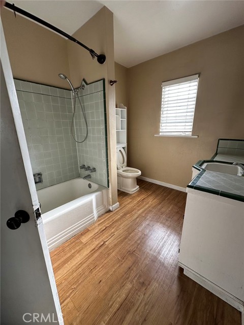 Detail Gallery Image 7 of 10 For 642 W H St, Ontario,  CA 91762 - 3 Beds | 2 Baths