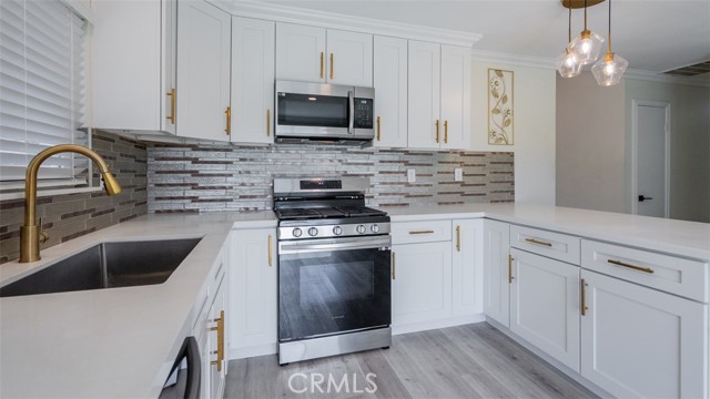 Detail Gallery Image 7 of 22 For 1908 E Alondra Ct, Ontario,  CA 91764 - 4 Beds | 2 Baths