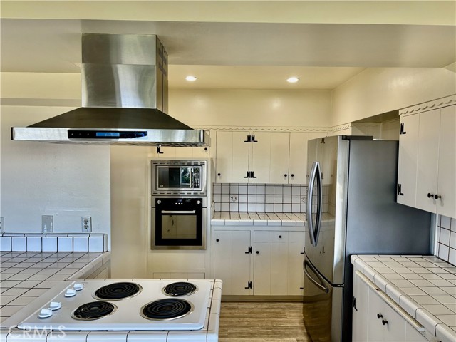 Detail Gallery Image 10 of 24 For 888 via Del Monte, Palos Verdes Estates,  CA 90274 - 3 Beds | 2 Baths