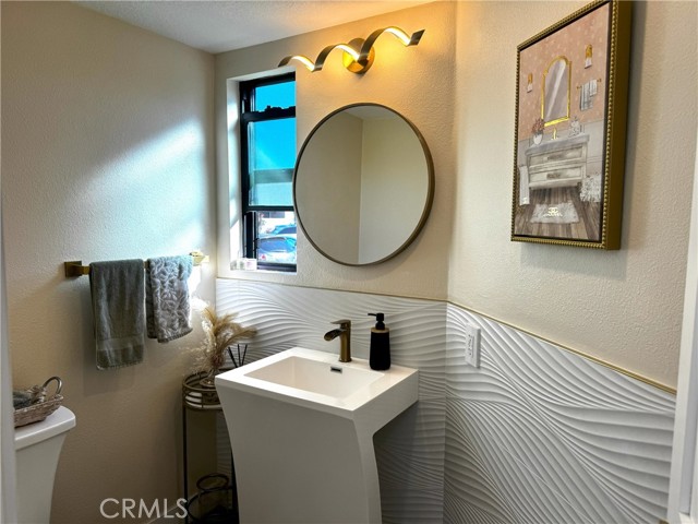 Detail Gallery Image 15 of 16 For 7 Sweetwater #11,  Irvine,  CA 92603 - 4 Beds | 3/1 Baths