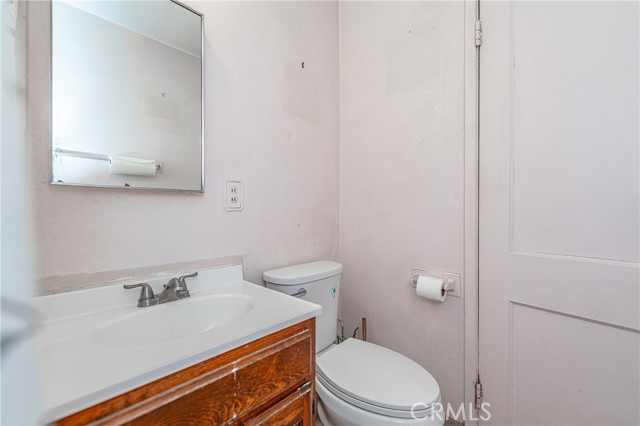 Detail Gallery Image 23 of 31 For 611 S Thorson Ave, Compton,  CA 90221 - 3 Beds | 2 Baths