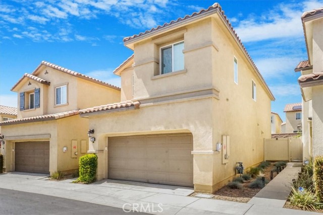 Detail Gallery Image 3 of 34 For 27384 Red Rock Rd, Moreno Valley,  CA 92555 - 3 Beds | 2/1 Baths