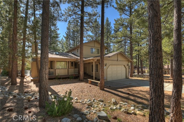 Detail Gallery Image 2 of 45 For 423 Pine View Dr, Big Bear City,  CA 92314 - 3 Beds | 2 Baths