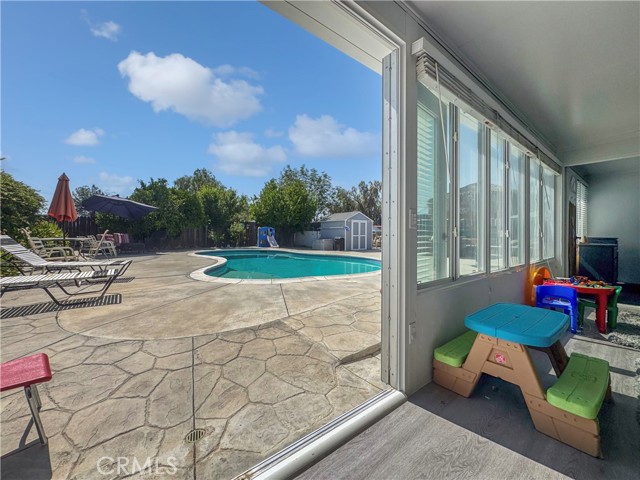 Detail Gallery Image 11 of 31 For 19891 Athenon Ave, Perris,  CA 92570 - 4 Beds | 2 Baths
