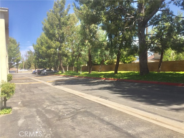 Detail Gallery Image 6 of 6 For 10201 Mason Ave #101,  Chatsworth,  CA 91311 - 2 Beds | 2/1 Baths