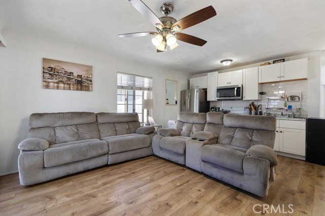 Detail Gallery Image 2 of 36 For 182 E Mcfarlane Dr, Ventura,  CA 93001 - 5 Beds | 3 Baths