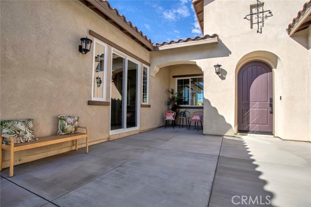 Detail Gallery Image 4 of 34 For 19372 Earth Summit, Apple Valley,  CA 92308 - 6 Beds | 4/1 Baths