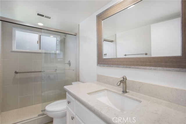 Detail Gallery Image 22 of 38 For 552 Cypress a,  Laguna Beach,  CA 92651 - 2 Beds | 2 Baths