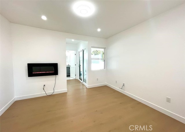 624 W 38th Street, San Pedro CA: https://media.crmls.org/medias/1d9b2ff0-1d8e-4369-b73b-a82379fe034c.jpg