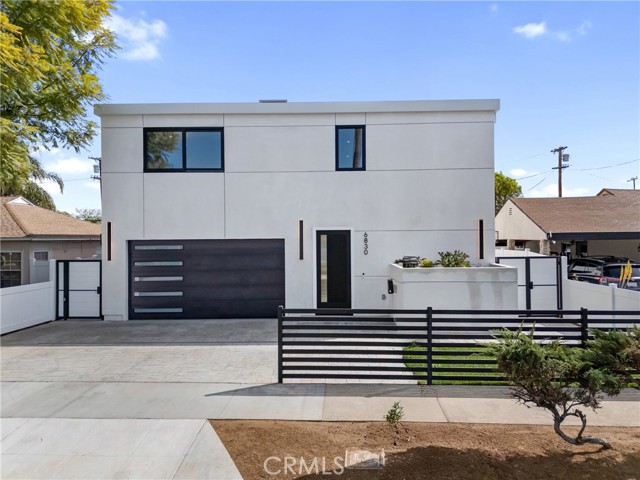 Detail Gallery Image 17 of 19 For 6830 N Lubao Ave, Winnetka,  CA 91306 - 5 Beds | 6 Baths