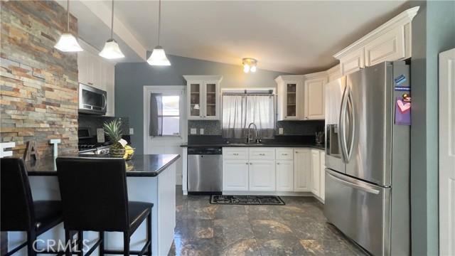 Detail Gallery Image 10 of 23 For 45911 Kingtree Ave, Lancaster,  CA 93534 - 4 Beds | 2 Baths