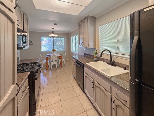 128 Flag Way, Paso Robles CA: https://media.crmls.org/medias/1d9ce3b7-991f-4c1d-ae7f-94e2f2697d9c.jpg