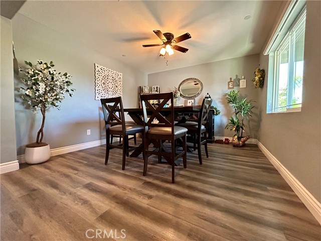 Detail Gallery Image 11 of 36 For 3327 Lansing St, Hemet,  CA 92543 - 4 Beds | 2 Baths