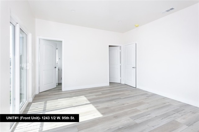 1241 W 95th Street, Los Angeles CA: https://media.crmls.org/medias/1d9d65ef-df9b-4e08-9a6b-abbafaec701b.jpg