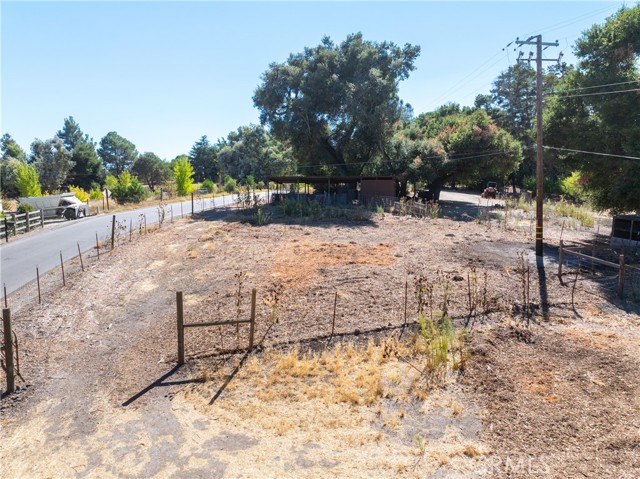 2480 Ardilla Road, Atascadero CA: https://media.crmls.org/medias/1d9d982e-5e3a-4e68-8fbd-a8cf129272da.jpg
