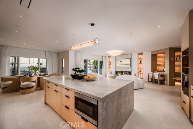 1 Stickley Drive, Laguna Beach CA: https://media.crmls.org/medias/1d9e0964-6a32-4a73-8496-aaa8114ac7aa.jpg