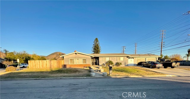 5735 Dogwood St, San Bernardino, CA 92404