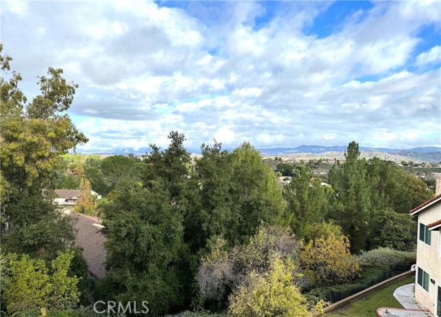 Detail Gallery Image 3 of 18 For 19727 Scarlet Meadow Dr, Newhall,  CA 91321 - 3 Beds | 3 Baths