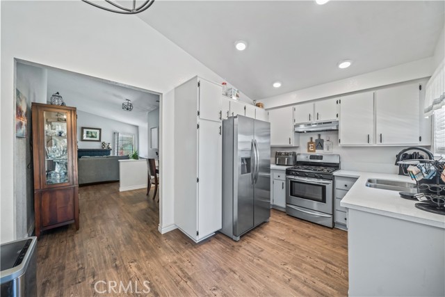 13883 Northstar Avenue, Victorville CA: https://media.crmls.org/medias/1da0b68b-161a-4c88-8b90-a0729c44a0dc.jpg
