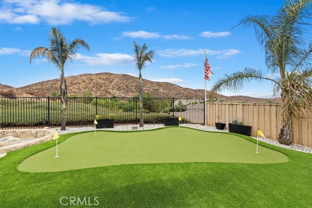 Detail Gallery Image 10 of 62 For 35555 Desert Rose Way, Lake Elsinore,  CA 92532 - 4 Beds | 3/1 Baths