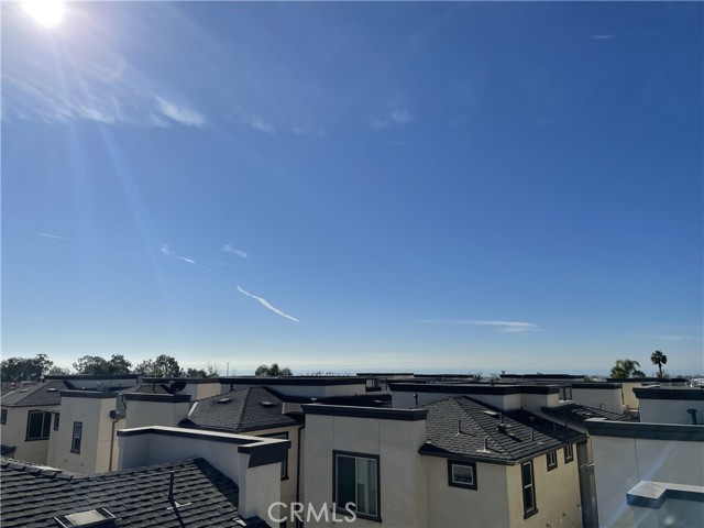 1818 Coastal Way, Costa Mesa CA: https://media.crmls.org/medias/1da15482-b2be-46d1-b52b-e9d1400d7c47.jpg