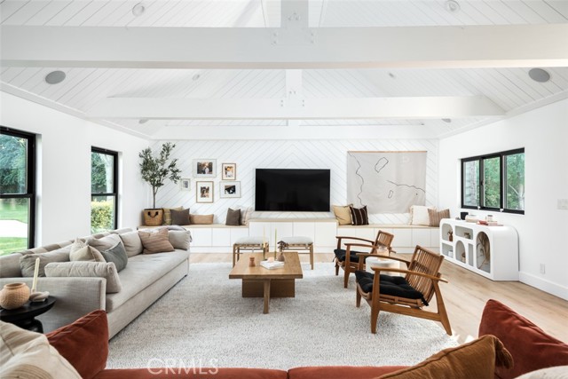 1da22ebd Ecf7 484f 8883 B0e2672567d8