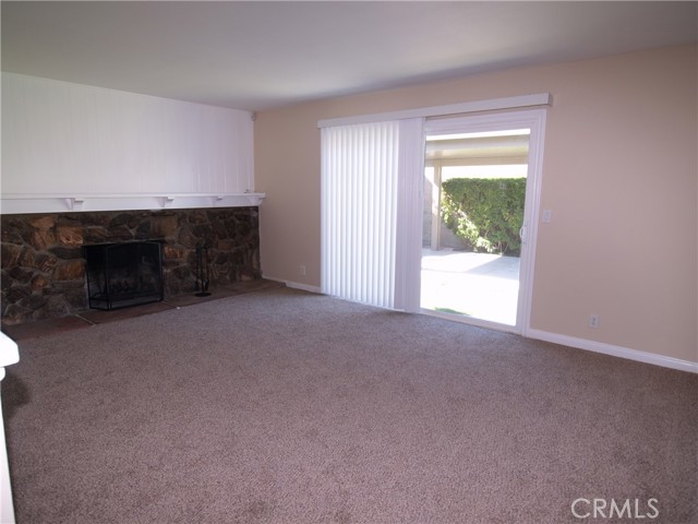 5554 La Deney E Street, Montclair CA: https://media.crmls.org/medias/1da23e60-877d-454b-8d9c-e751556fea85.jpg