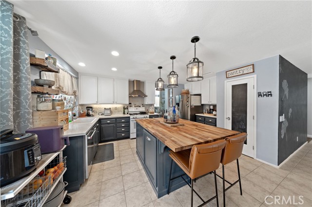 44785 Corte Sanchez, Temecula CA: https://media.crmls.org/medias/1da26362-bb9a-4777-9ebb-854e4a1a07c3.jpg