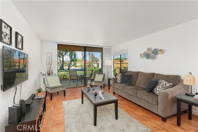 Detail Gallery Image 5 of 39 For 1 Valencia Dr, Rancho Mirage,  CA 92270 - 1 Beds | 1/1 Baths