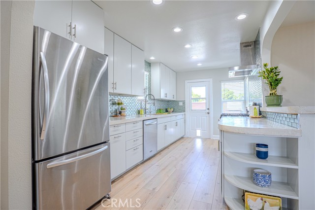 Detail Gallery Image 16 of 38 For 417 E 44th Way, Long Beach,  CA 90807 - 3 Beds | 2 Baths
