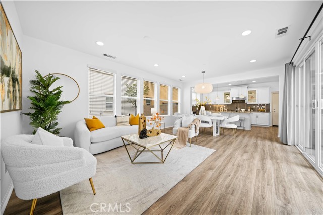 Detail Gallery Image 7 of 37 For 145 Mongoose, Irvine,  CA 92618 - 3 Beds | 3 Baths