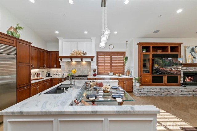 229 Oldenburg Lane, Norco CA: https://media.crmls.org/medias/1da42f5f-bc90-4625-8e20-997df64a4563.jpg