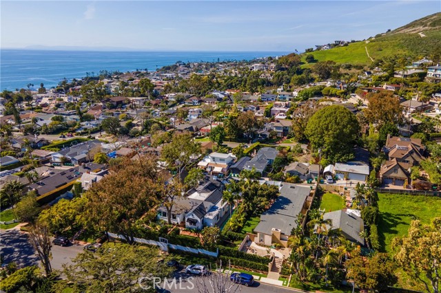 464 LOCUST, Laguna Beach CA: https://media.crmls.org/medias/1da53ac4-0d7b-477e-94ae-541f044c43ae.jpg