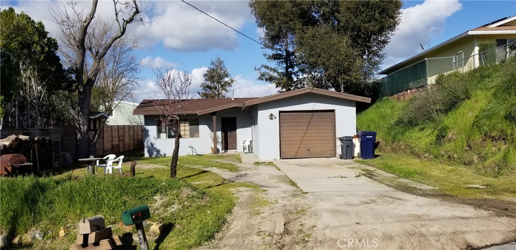 4255 Estrada Avenue, Atascadero, CA 93422