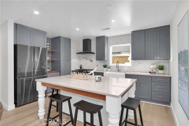 Image 8 of 53 For 8326 Fontainbleau Way