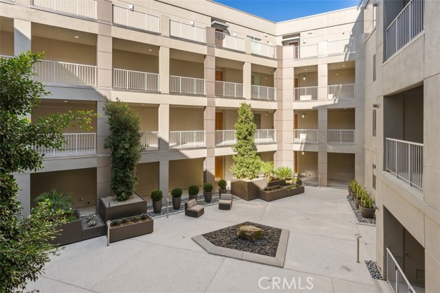 Detail Gallery Image 17 of 43 For 21 Gramercy #411,  Irvine,  CA 92612 - 1 Beds | 2 Baths