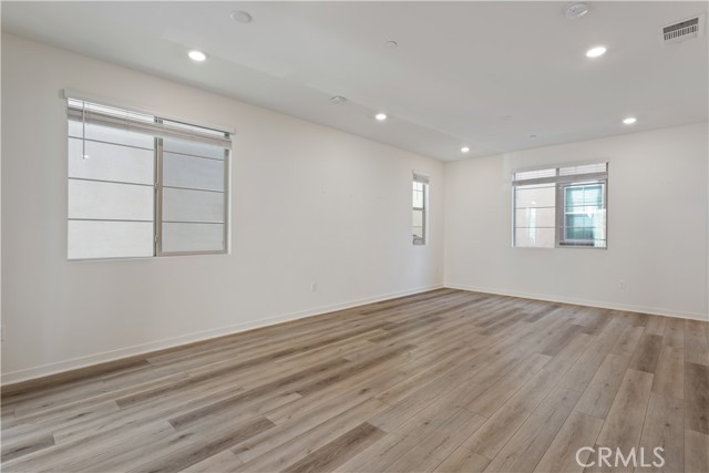 839 Cranberry Way, Upland CA: https://media.crmls.org/medias/1da7087b-7bd0-43ce-89e1-b127dc4ff953.jpg