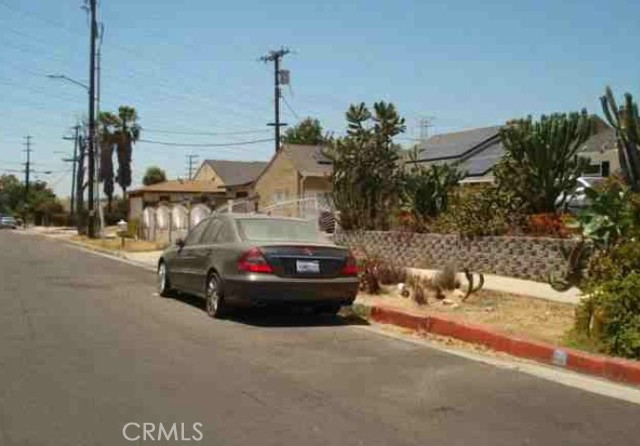 3 Bed Home for Sale in Los Angeles, California