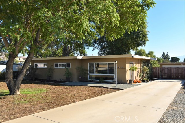 950 River Dr, Norco, CA 92860