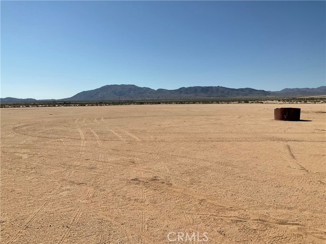 Detail Gallery Image 11 of 53 For 76421 Amboy Rd, Twentynine Palms,  CA 92277 - 1 Beds | 1/1 Baths